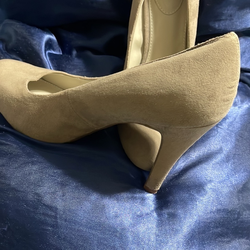 Gorgeous Studio Paola heels 10